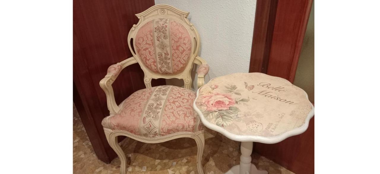 City Center Homestay Valencia Bagian luar foto